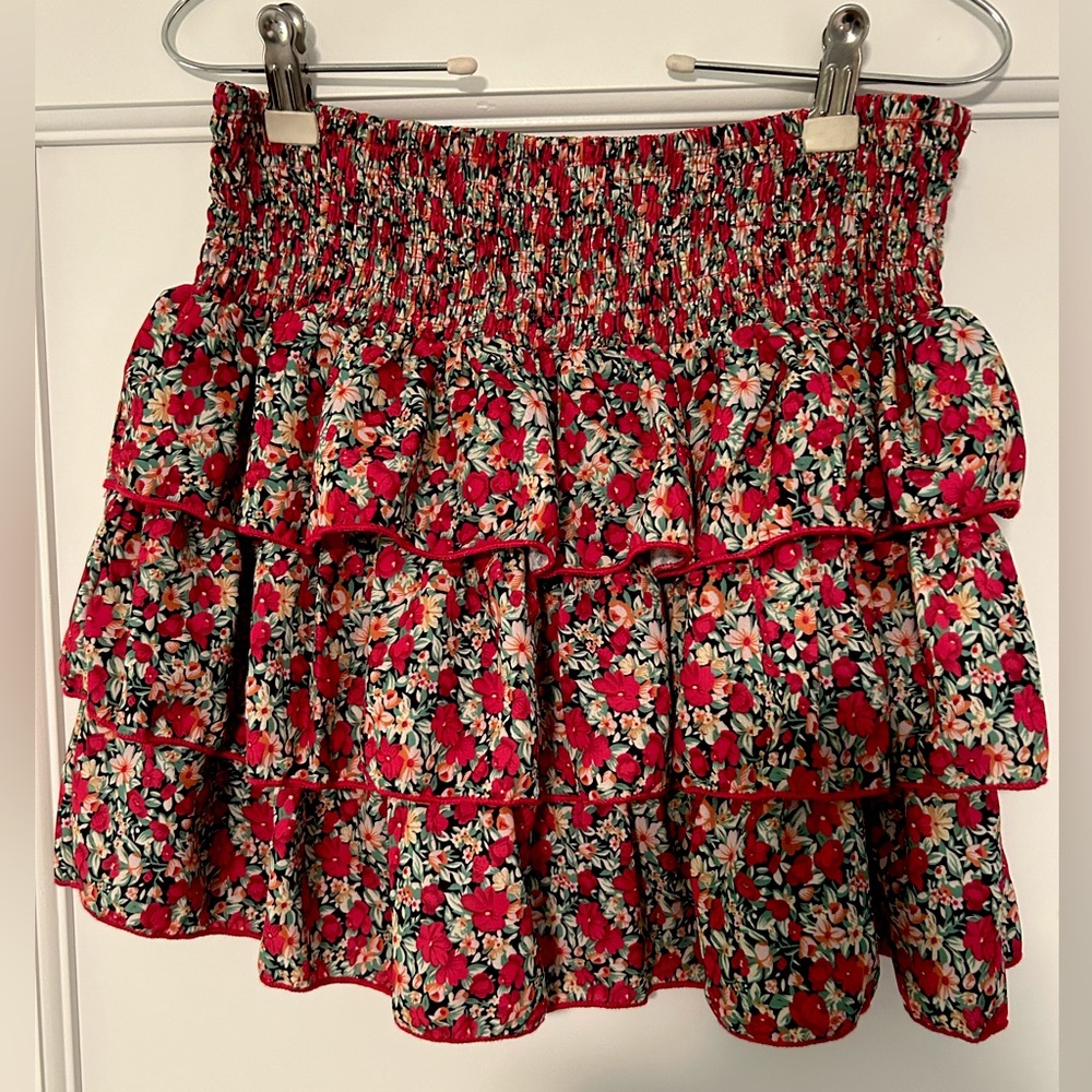 Summer skirt/crop top set, size small.